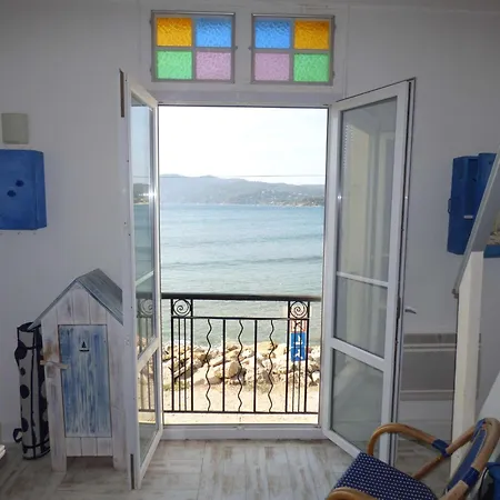 Rare A La Location, Pieds Dans L' Eau, Pleine Vue Mer, Wifi ...